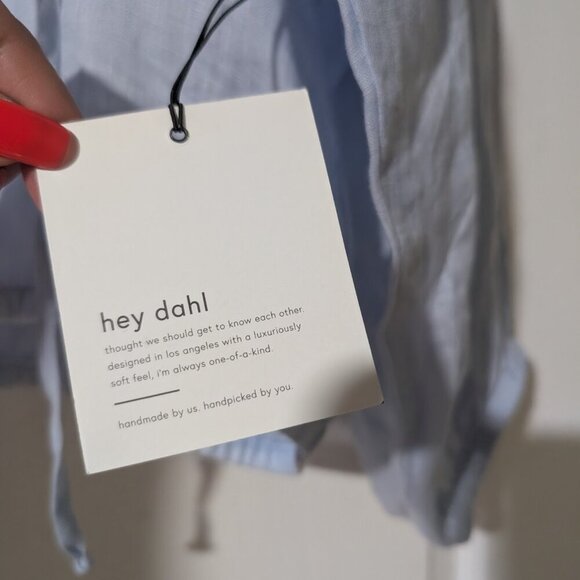 Bella Dahl | Linen Tie Neck Top In Blue - Picture 6 of 16